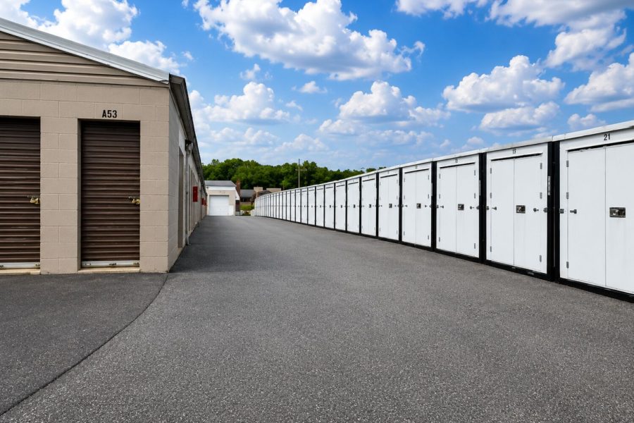 North End Storage Drive Aisle